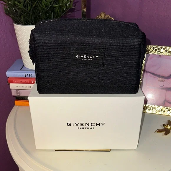 Givenchy Parfums Black Toiletry Bag - Picture 1 of 5